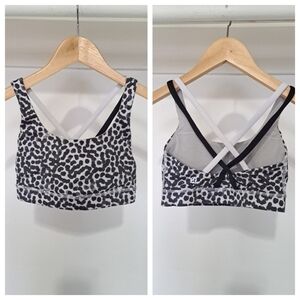 Lululemon | Black & White dots crossover back sports bra / top